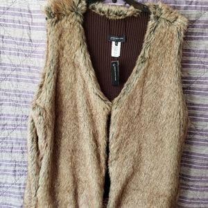 Faux fur vest, NWT, Jones New York